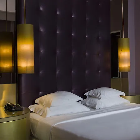 Meira Hotel